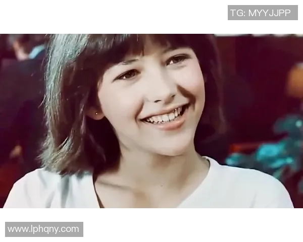 黄娜专访:从青涩少女到网球明星的成长之路与心路历程回顾 黄娜专访:从青涩少女到网球明星的成长之路与心路历程回顾