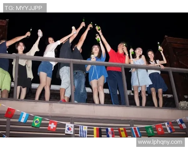 拉鲁斯与甘拿斯亚的巅峰对决精彩纷呈引发球迷热议