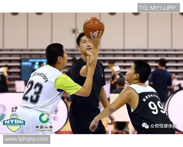 贺希宁：从篮球新星到职业生涯的璀璨之路探索与展望