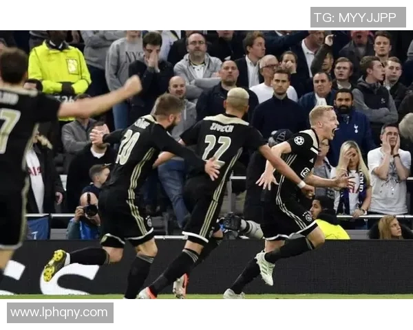 鹿特丹与阿贾克斯的巅峰对决谁将赢得这场足球盛宴