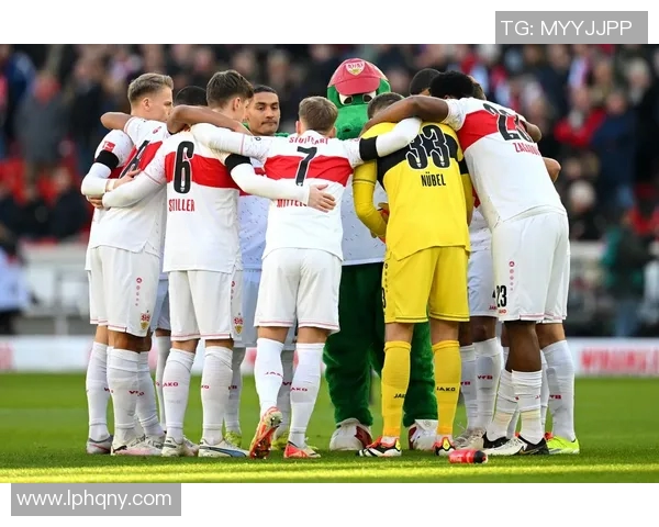 德国杯激战汉堡对决门兴谁能晋级四强争夺荣耀之路