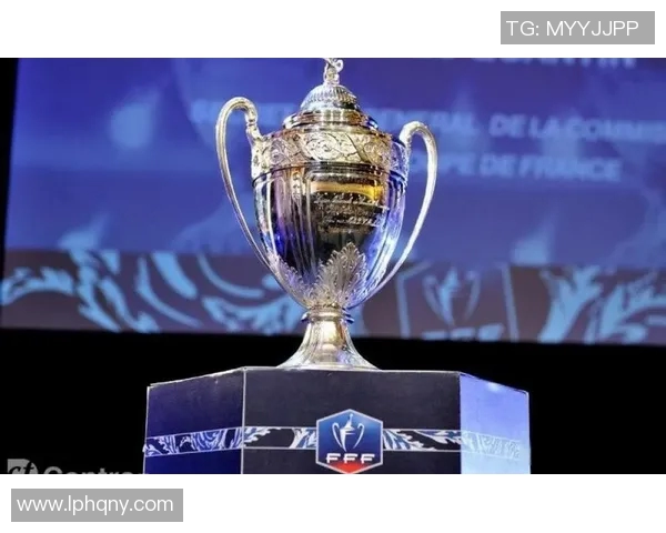 法杯决战大巴黎与马赛争锋对决谁将捧起冠军奖杯 法杯决战大巴黎与马赛争锋对决谁将捧起冠军奖杯