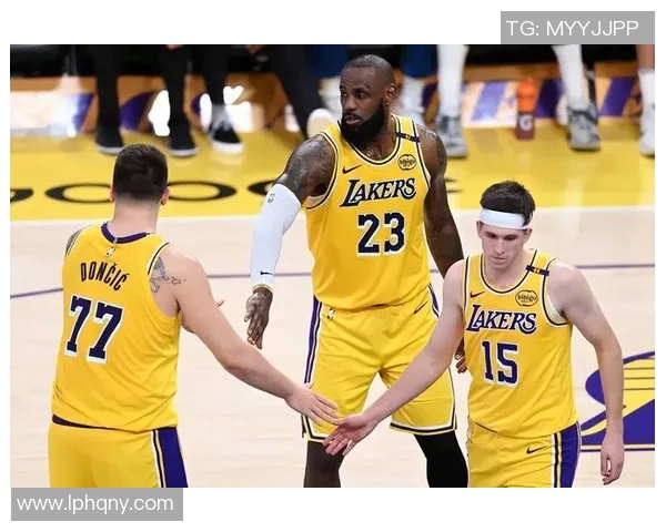 2018年湖人队与快船队季前赛精彩回顾与赛后分析