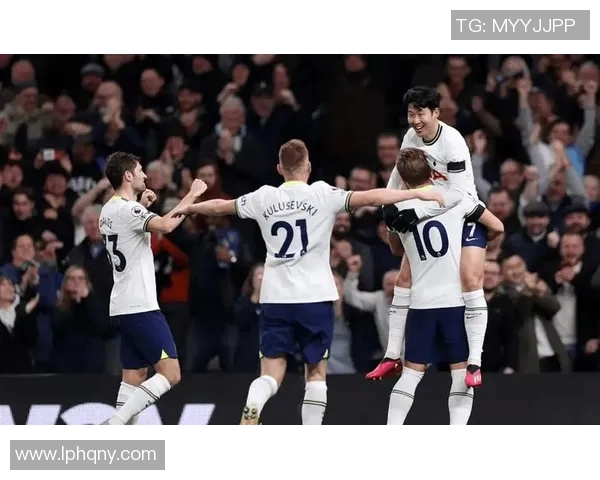 利物浦与热刺对决分析:战术布局与球员表现的深度剖析 利物浦与热刺对决分析:战术布局与球员表现的深度剖析