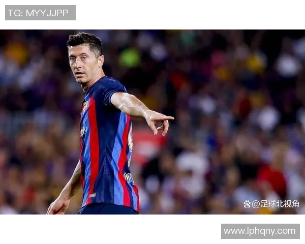 埃尔夫与厄齐松的较量：一场足球战术与激情的巅峰对决