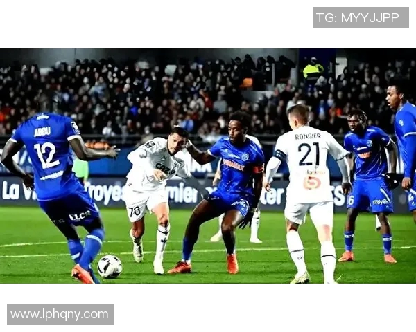 法乙梅斯主场迎战南希双方争夺关键积分激战在即