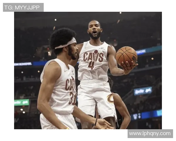 活塞与勇士激战三月二十五日NBA赛场精彩对决引发球迷热议 活塞与勇士激战三月二十五日NBA赛场精彩对决引发球迷热议